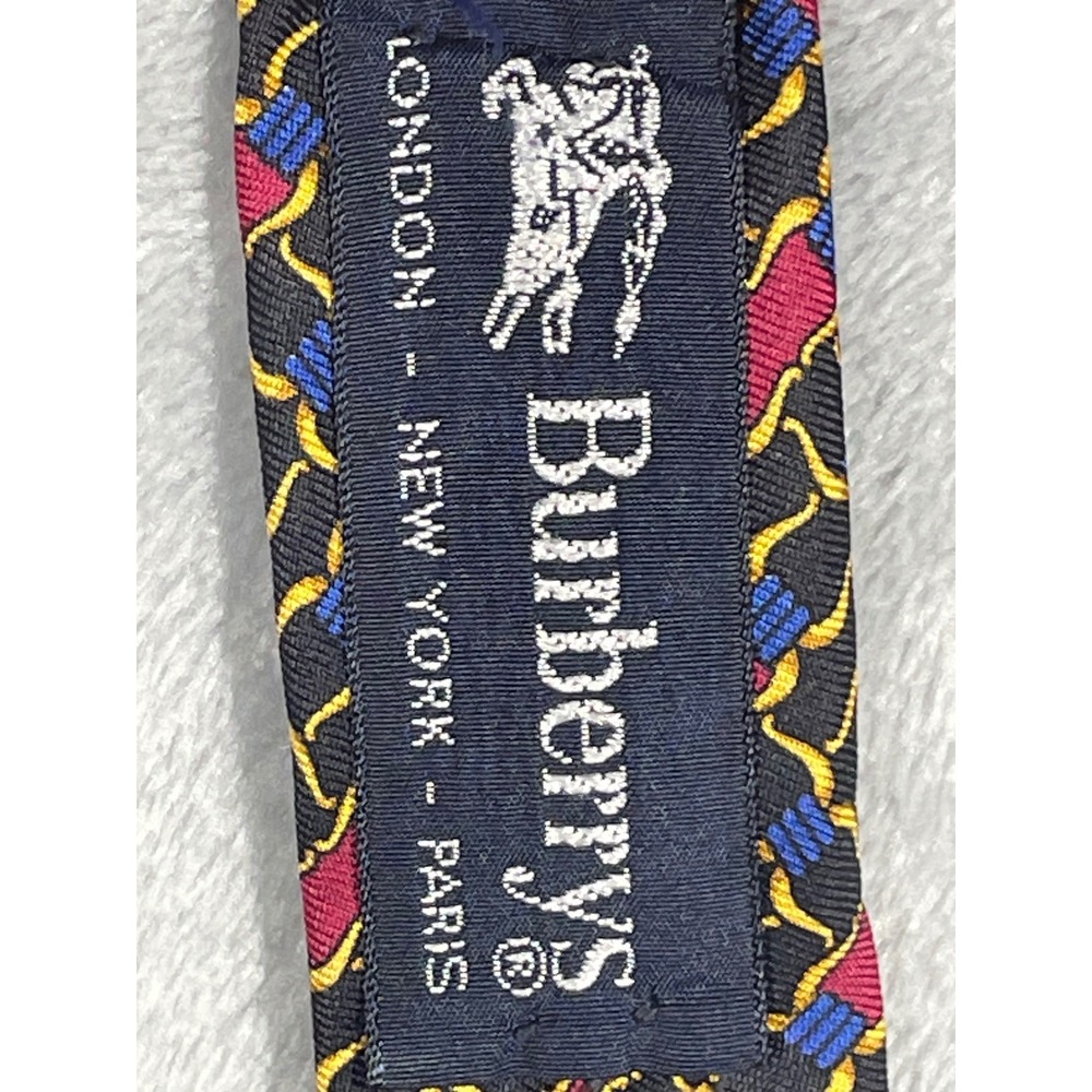 Burberrys Vintage Silk Tie Navy Red Gold Geometric Chain Link Made in USA 3.75"